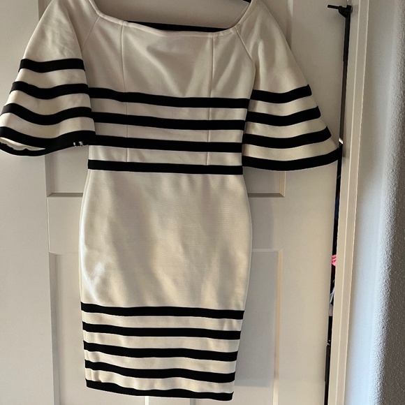 BANDAGE DRESS - Picture 2 of 4